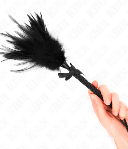PLUMA NEGRA